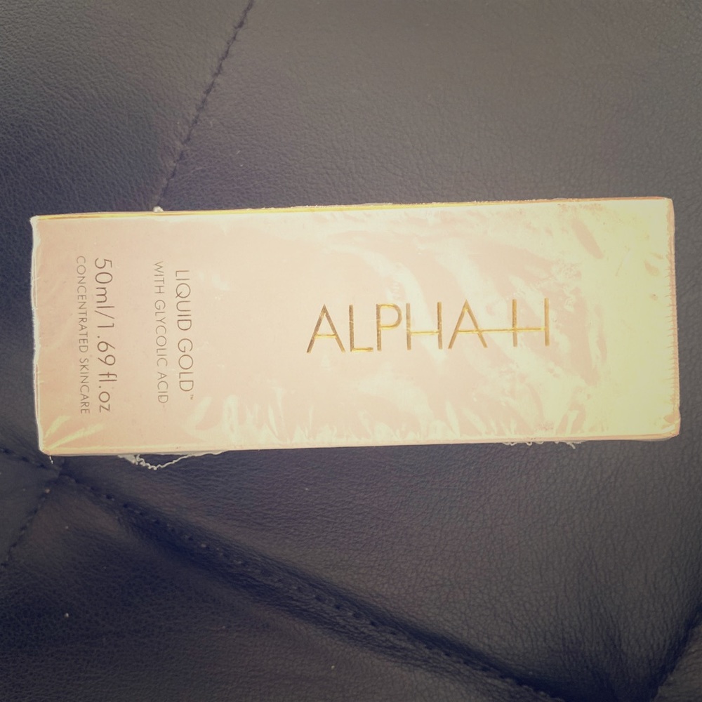 Alpha-H liquid gold . With glycolic acid. Sealed.